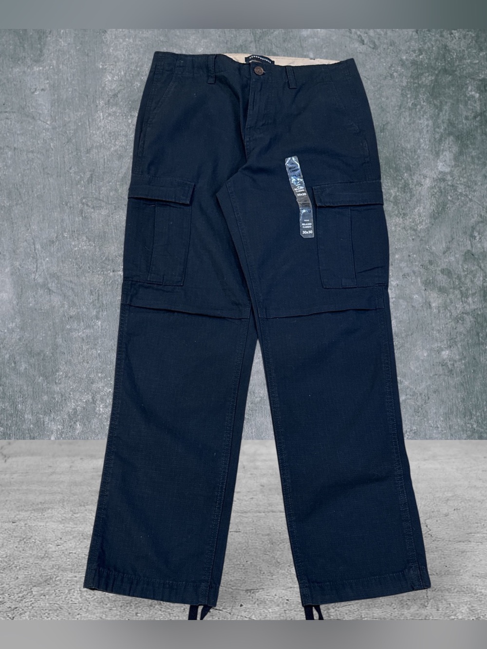 Aeropostale Men’s Navy Relaxed Cargo Pants Size 30x30